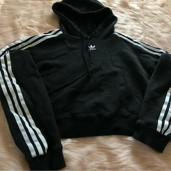 Adidas Originals Cropped Hoodie in Black - Picture 4 of 8